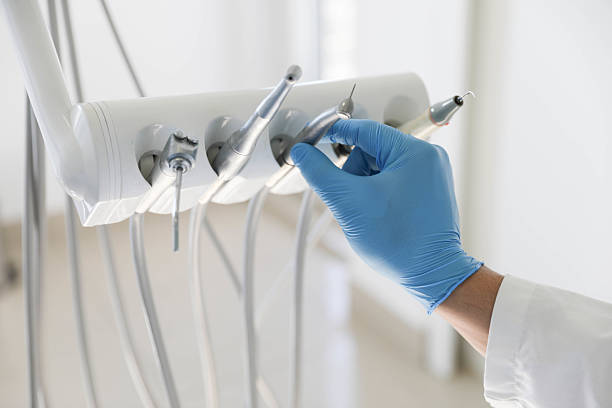 Professional Emergency Dentist technician working in Hiawatha, IA